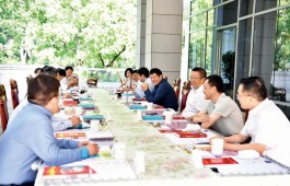 不安排主持人、不准备发言材料，直击芜湖市政企早餐会