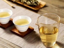 人间清欢无别事：一茶，一书，一世界