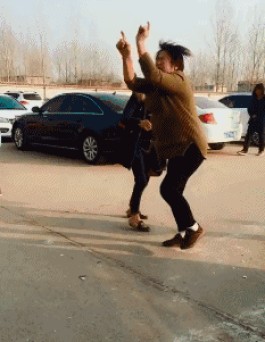 鬼步舞原地奔跑技巧(鬼步舞原地奔跑快动作要领)