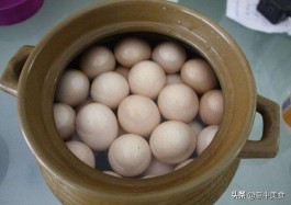 腌咸鸡蛋的最好方法(腌咸鸡蛋的制作方法视频窍门)