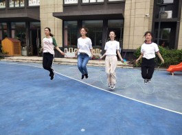 花样跳绳技巧(花样跳绳技巧分为6个部分是什么)