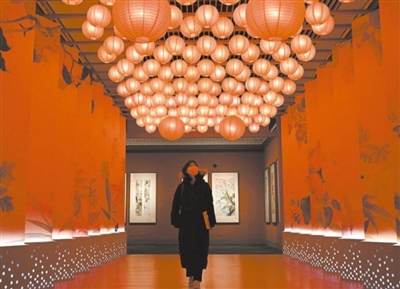 满足人民日益增长的精神文化需求(新时代画卷・奋进十年) 第1张 满足人民日益增长的精神文化需求(新时代画卷・奋进十年) 第1张